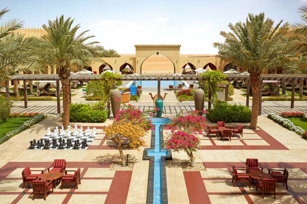 Tilal Liwa Hotel - photo 16