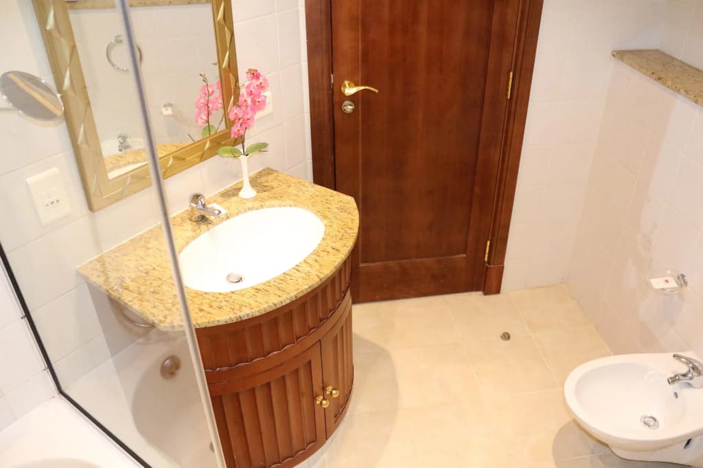 City Seasons Suites - photo 27
