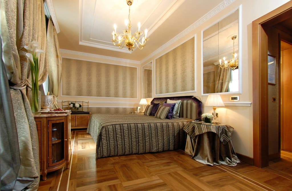 The Carlton - photo 31