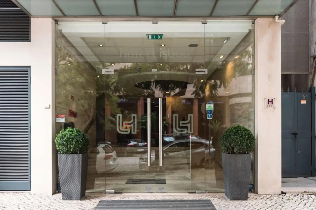 Hotel Lisboa - photo 2