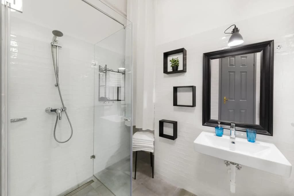 Karma Boutique Apartments - photo 7