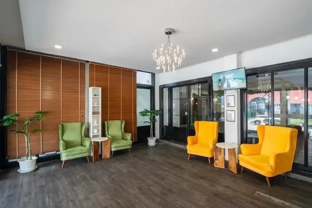 The Ram Hotel - photo 14