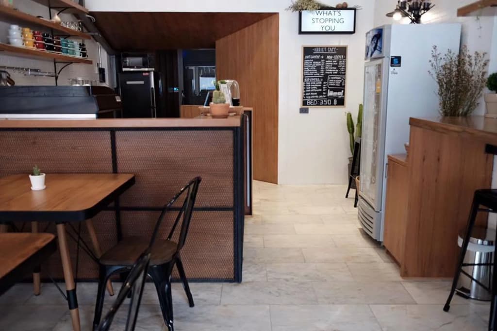 Bed Addict Hostel - photo 28