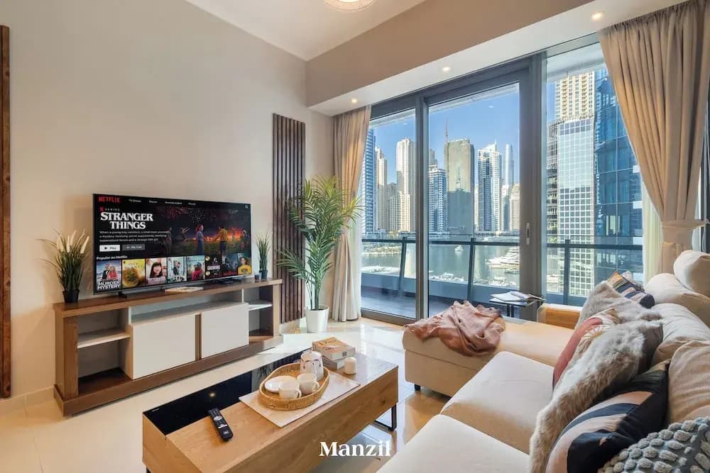 Stylish Marina-Front 2BR | Dubai Marina | Near Top Attractions - photo 1