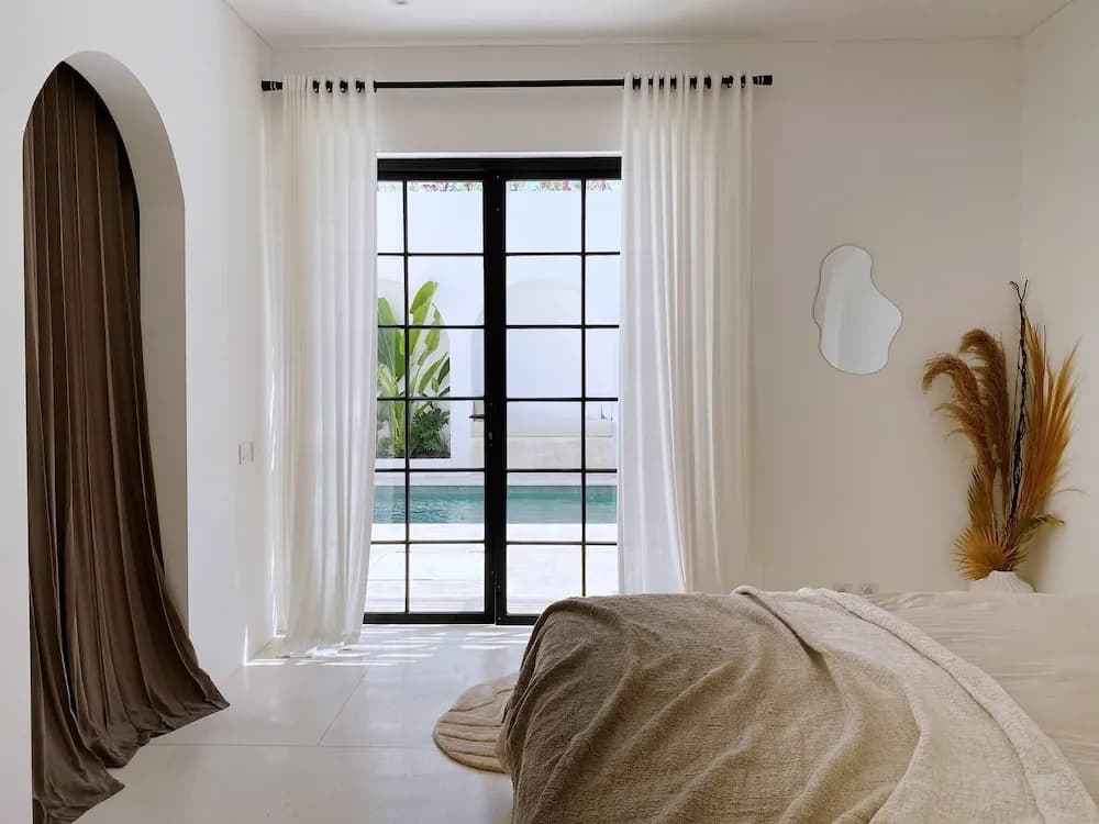 Splendid Villa Eden White Canggu Pool & 2 Bd - photo 19