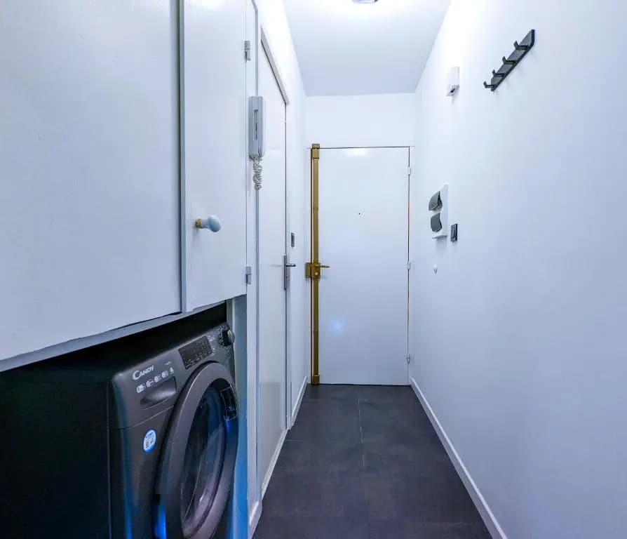 1 Min to the Beach Apartment - Kitchen - Tramway - Air Conditioner - Wifi - Promenade Des Anglais - photo 2