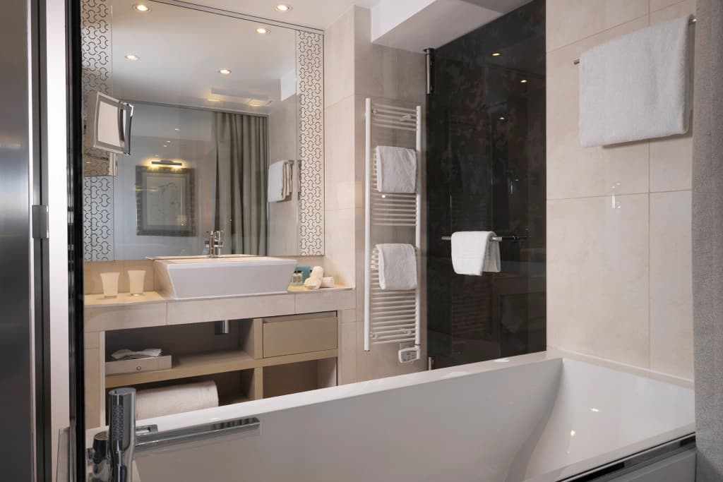 Hotel Etoile Maillot - photo 28
