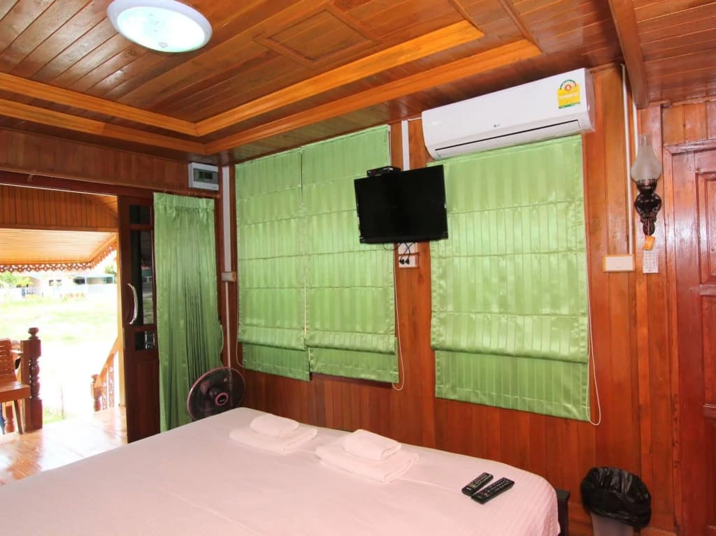 Huahin Country Hill Resort - photo 4