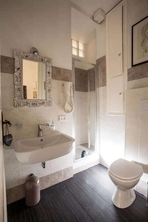 Little Rose Rooms - photo 9