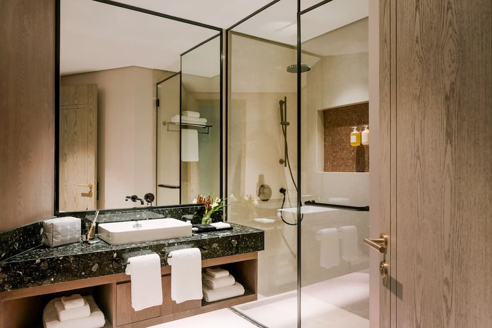 Aura Suites - photo 9