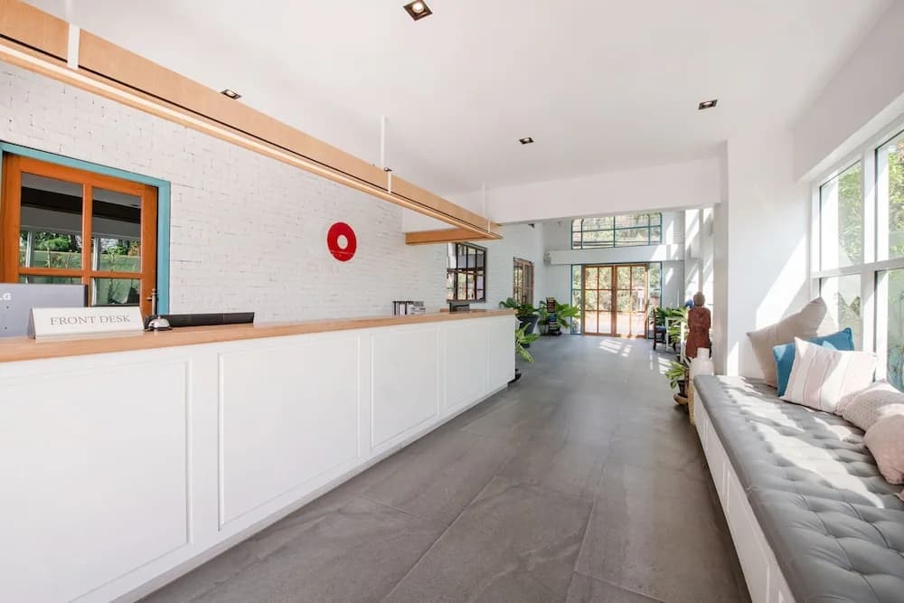 Blooming Hill Boutique Suites - photo 2