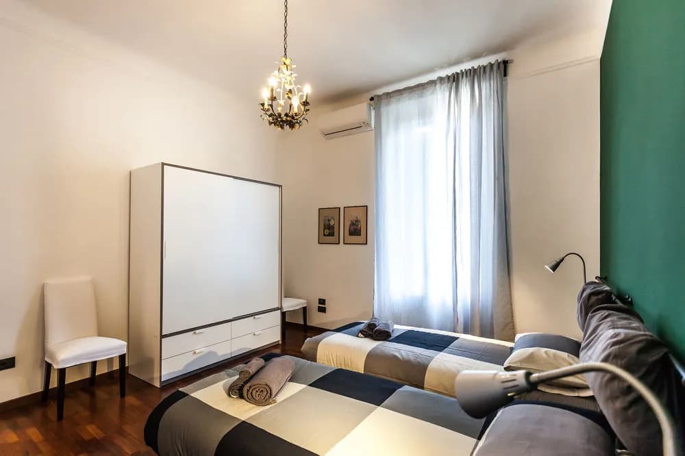 Temporary House - Stazione Centrale - photo 5