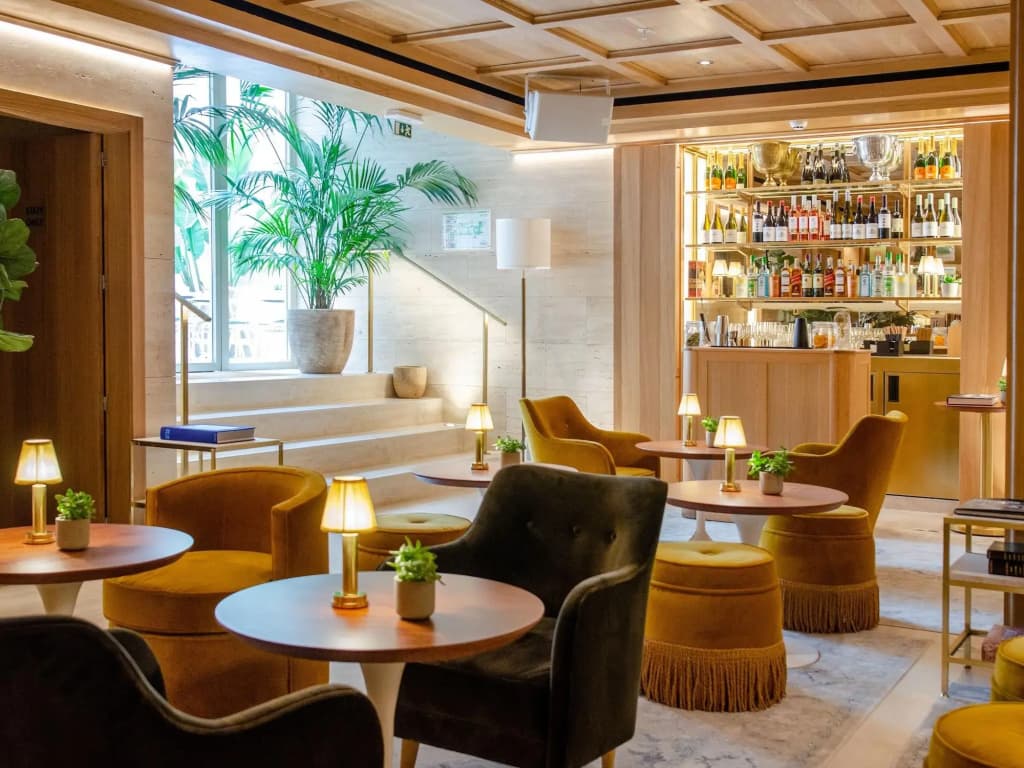 Browns Avenue Hotel - photo 19