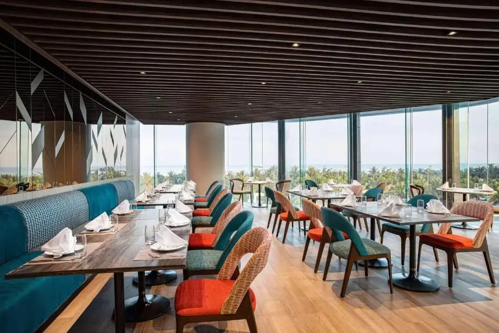 Radisson Hotel Danang - photo 9