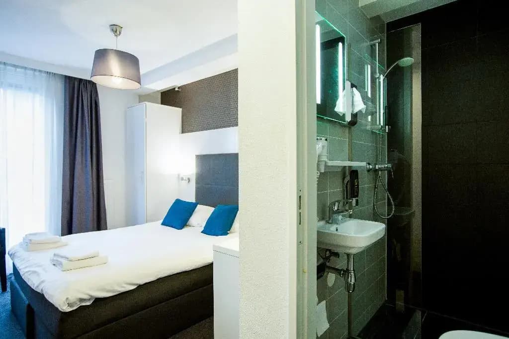 Hotel Vossius Vondelpark - photo 9