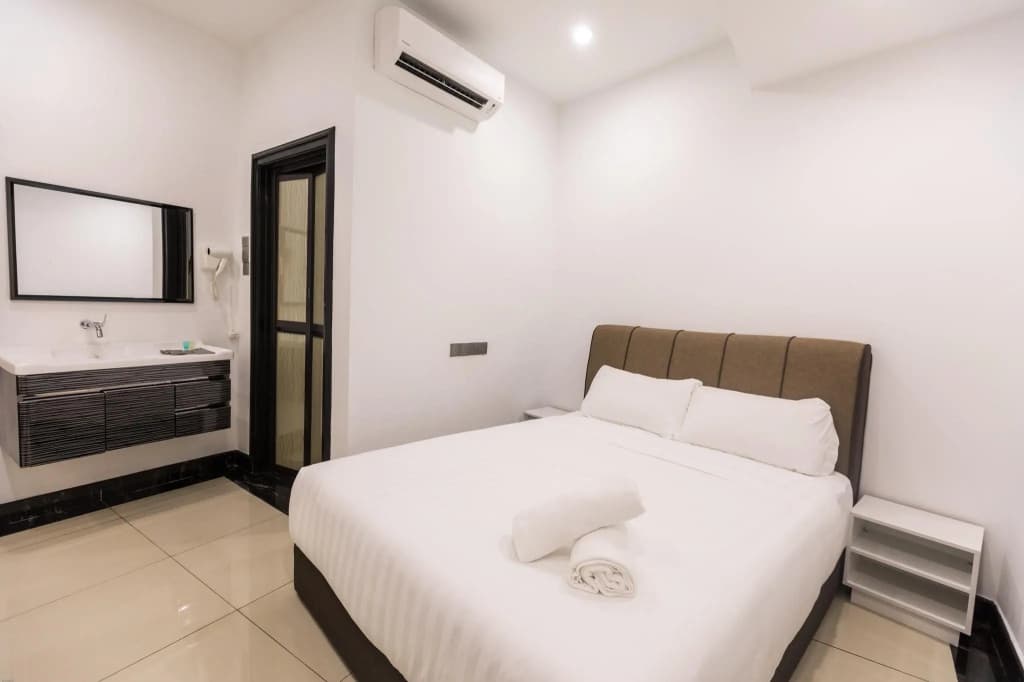 Blue Planet Boutique and Residences - photo 4