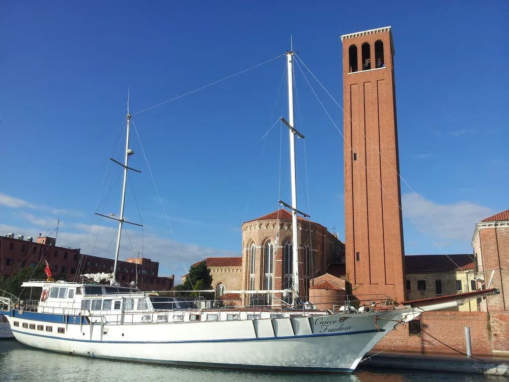 Venezia Boat & Breakfast Caicco Freedom - photo 13