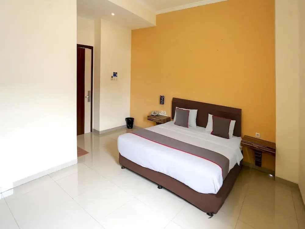 Super OYO Collection O 92130 Hotel Fiducia Kaji - photo 4
