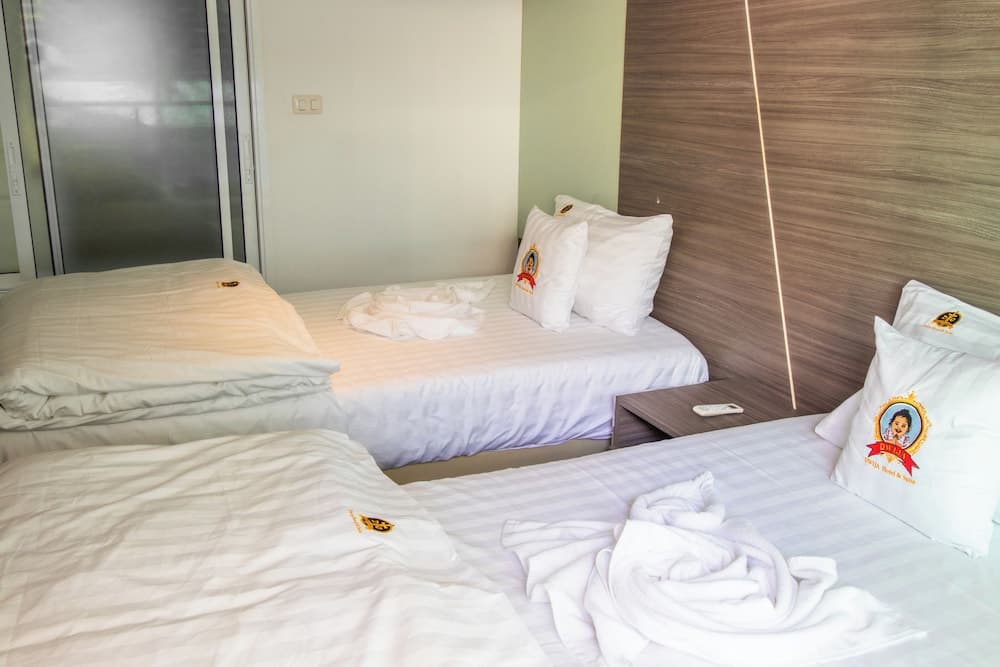 Dwija Hotel & Suite - photo 5