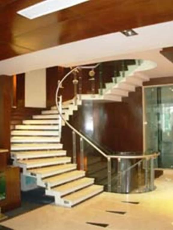 Hotel Aura - Near to New Delhi Railway Station - photo 12