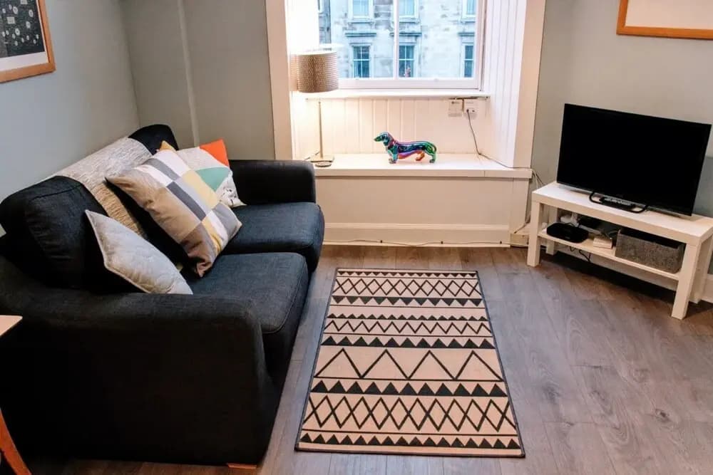 1 Bedroom Apartment In Edinburghs New Town - photo 13