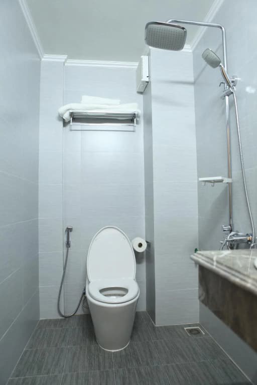 Hera Halong Hotel - photo 8