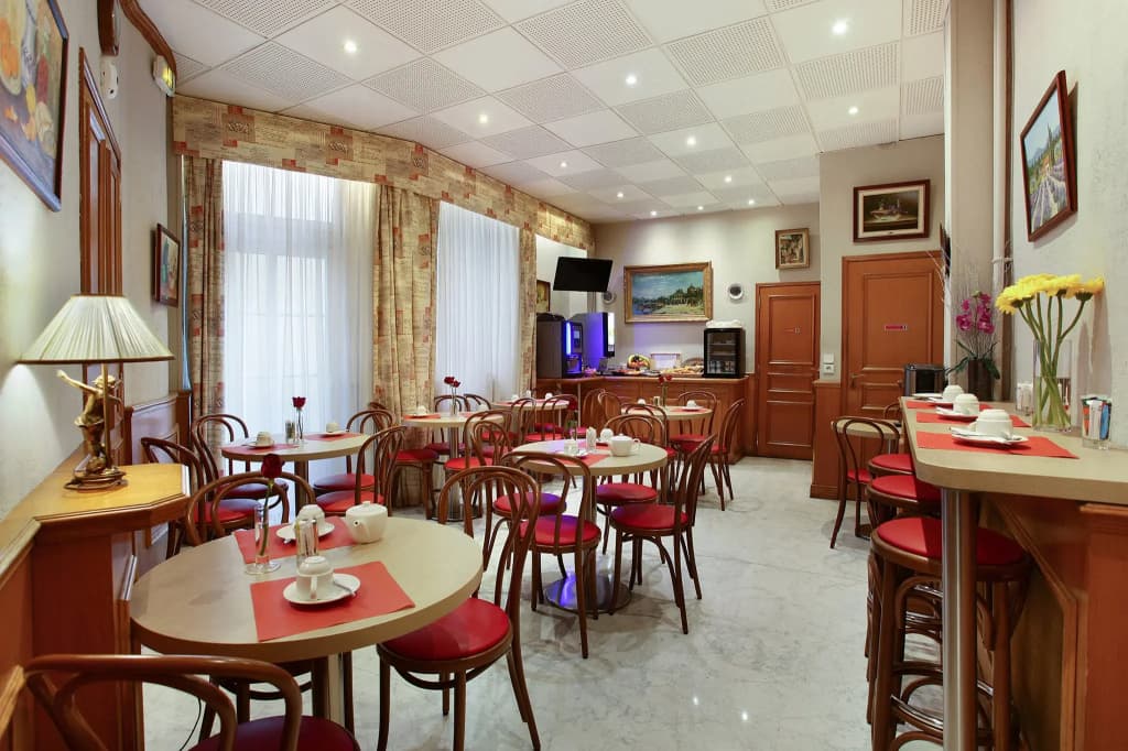 Lux Hotel Picpus - photo 22