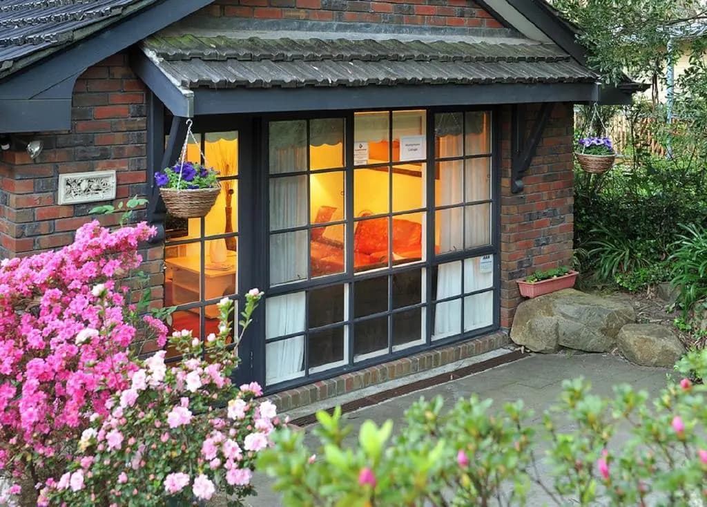 Holly Lodge - photo 10