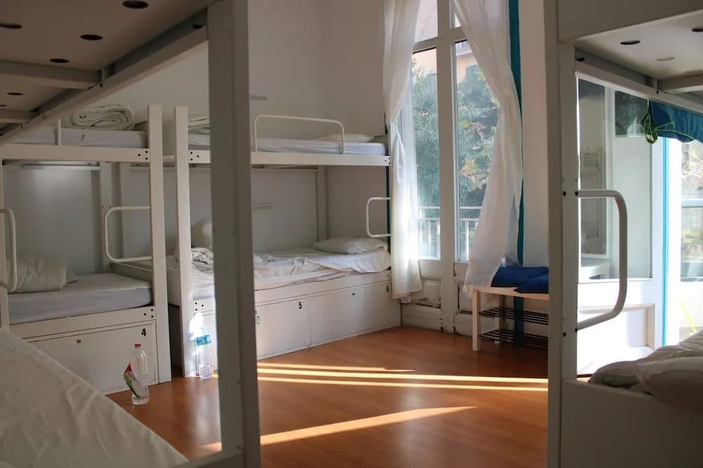 Mediterranean Hostel - photo 6