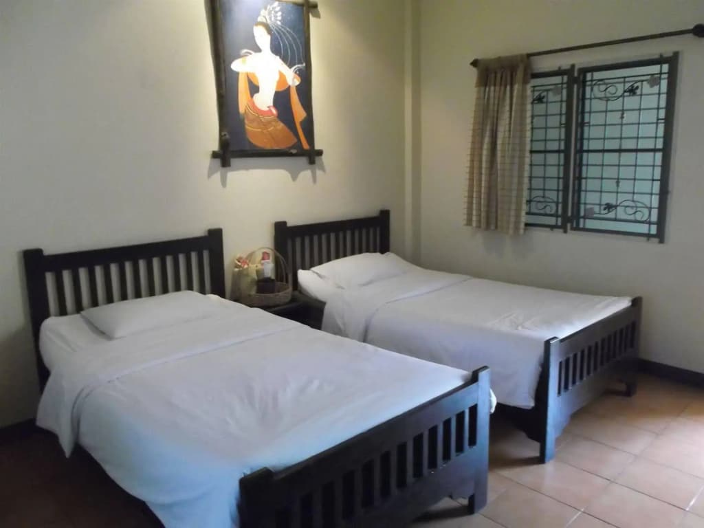 Baan Nam Sai Hotel - photo 3