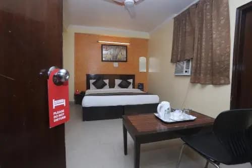 HOTEL GREEN PALACE Delhi Airport - photo 3