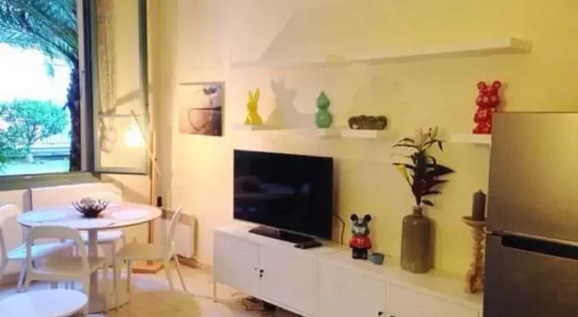 Studio 2 persons in Port of Nice district - photo 1
