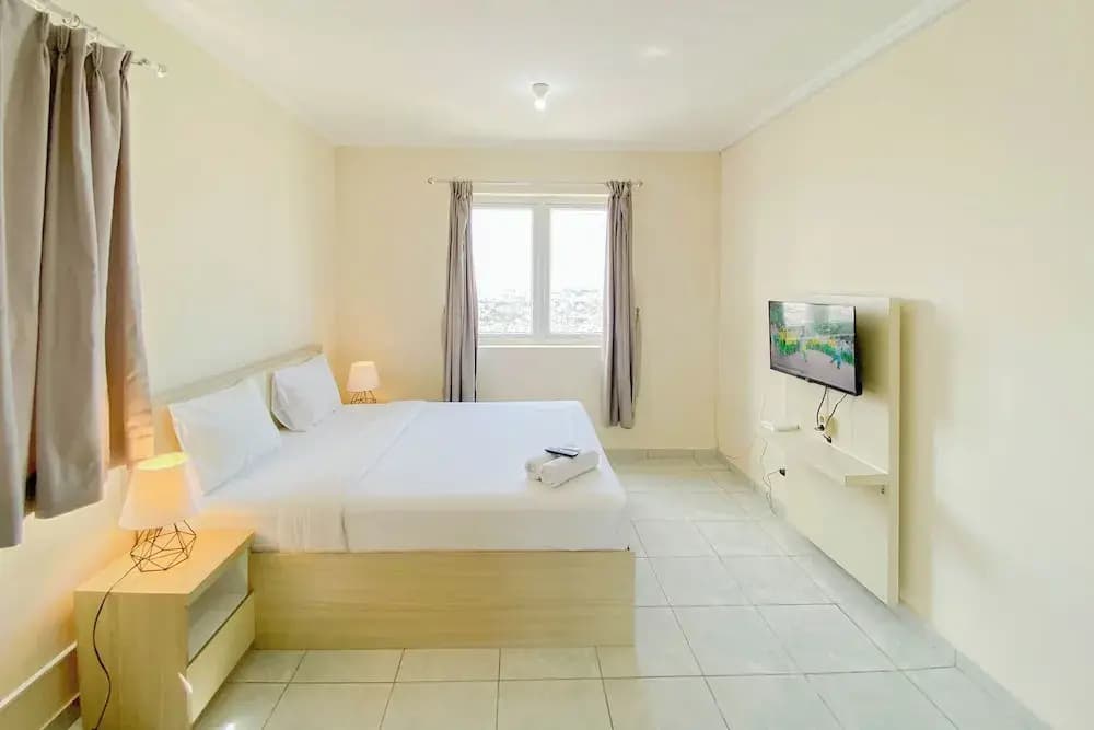 Good And Cozy Studio (Free Ipl & Utilities) Grand Palace Kemayoran Apartment - photo 5