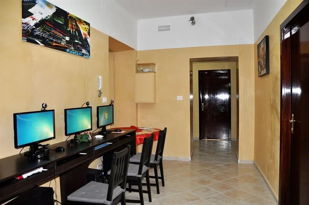 Romangelo Hostel - photo 12