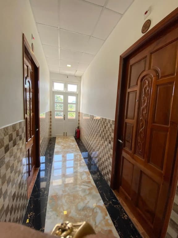 Huu Le Hotel - photo 16
