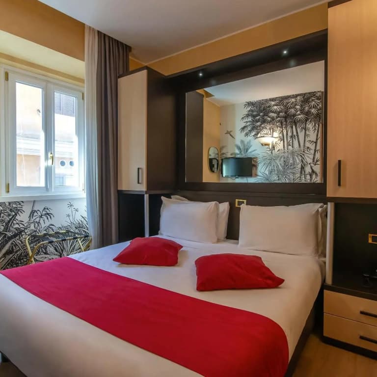 Hotel Tritone - photo 48