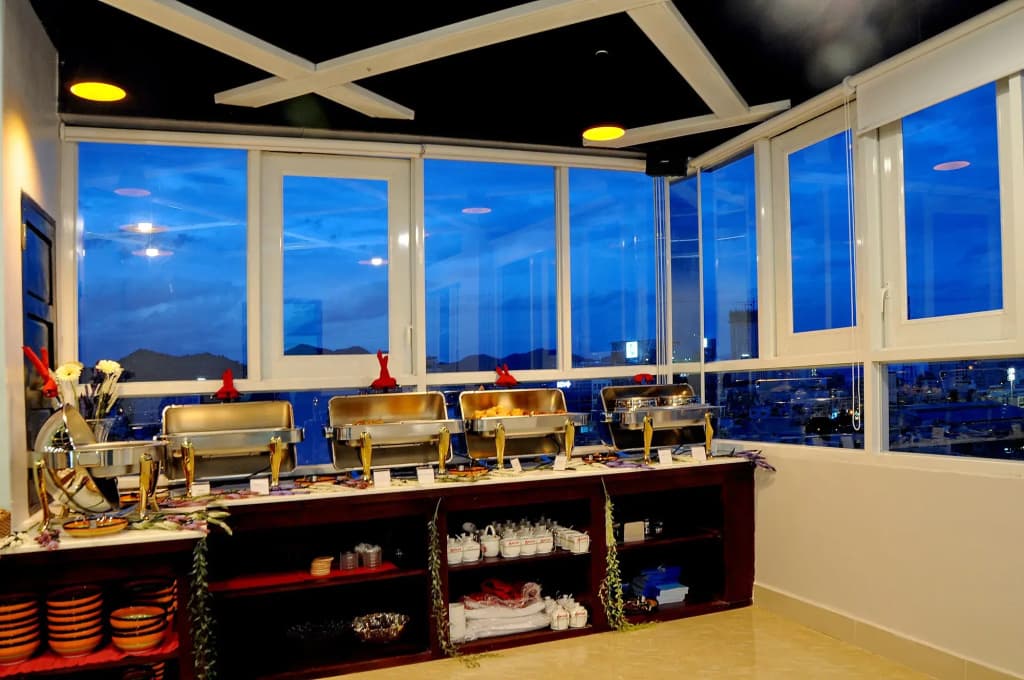 Full House Hotel - photo 22