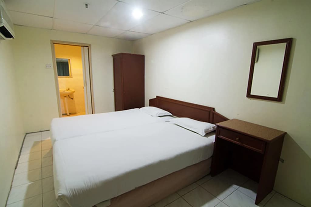 Coral Bay Resort - photo 4