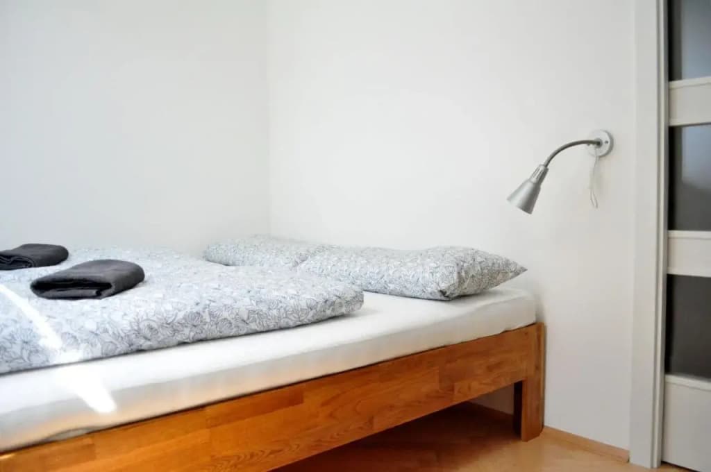 Central-Modern-Apartment - photo 5