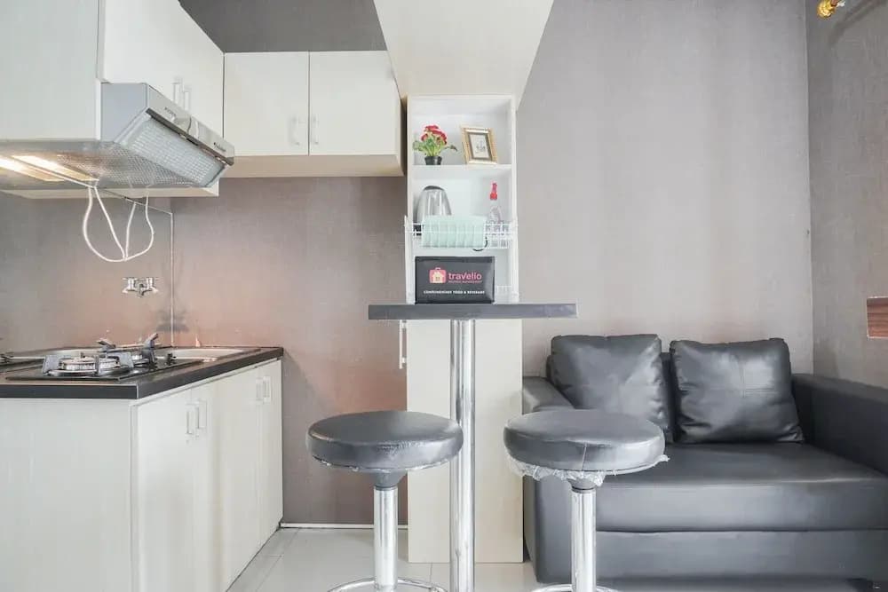 Comfort Living 2Br at Green Pramuka City Apartment - photo 15