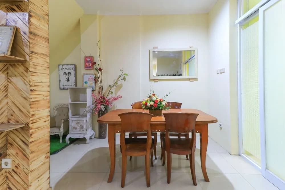 Lavender Hostel - photo 3