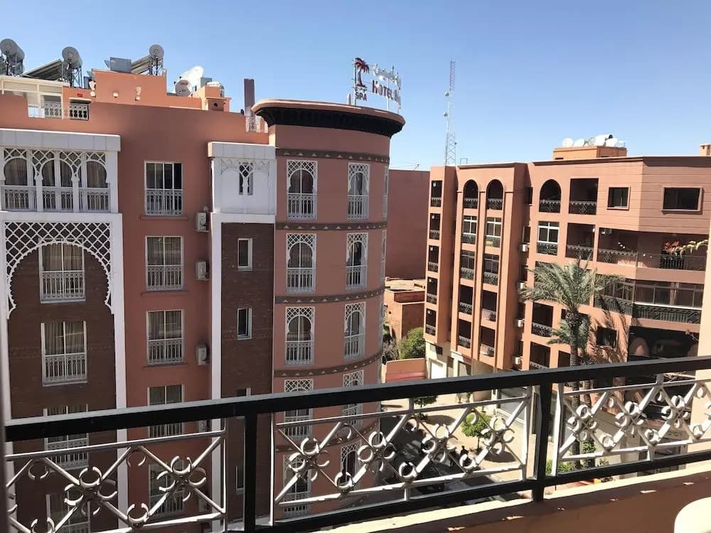 New affordable Berber apartment in Gueliz - photo 5