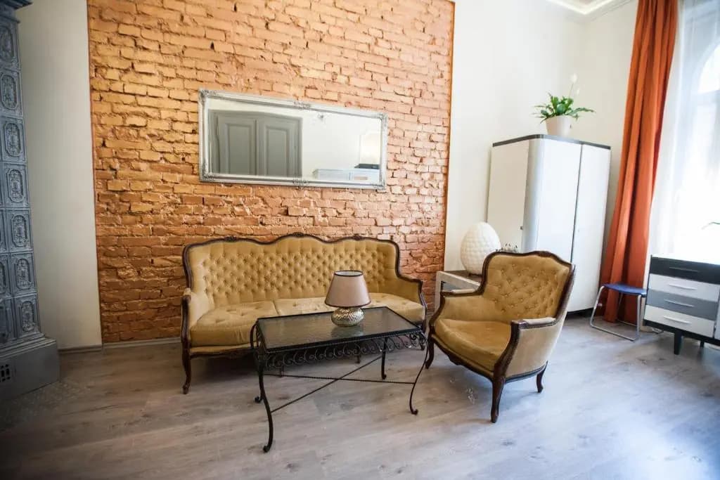 N42 by Small Home Budapest - photo 1