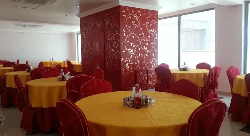 OYO 132 Al Reef Hotel - photo 12