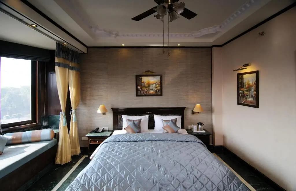 Hotel Diplomat Residency - photo 6
