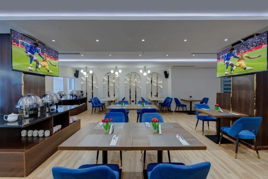 Vendome Plaza Hotel - photo 41
