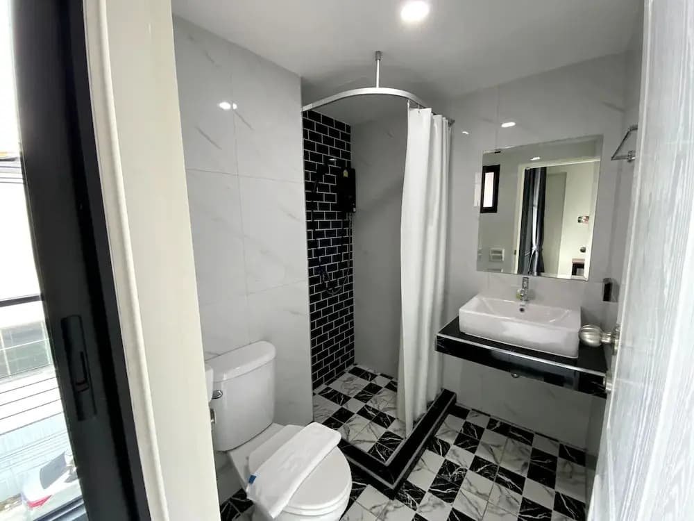 OK Hotel Bangkok - photo 8