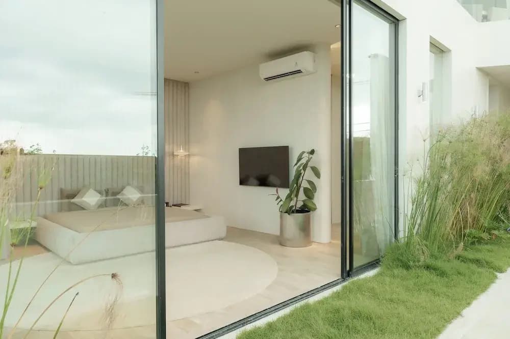 Lux Retreat 4BR Ocean Villa in Uluwatu - photo 16