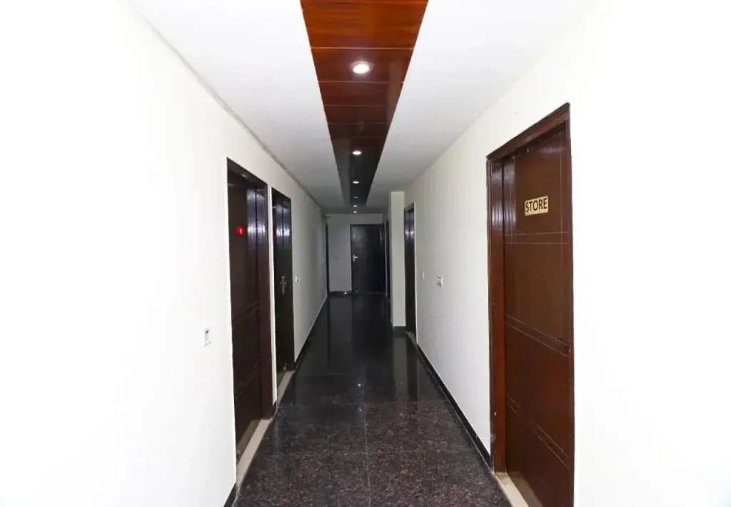 Kehar Palace by OYO Rooms - photo 13