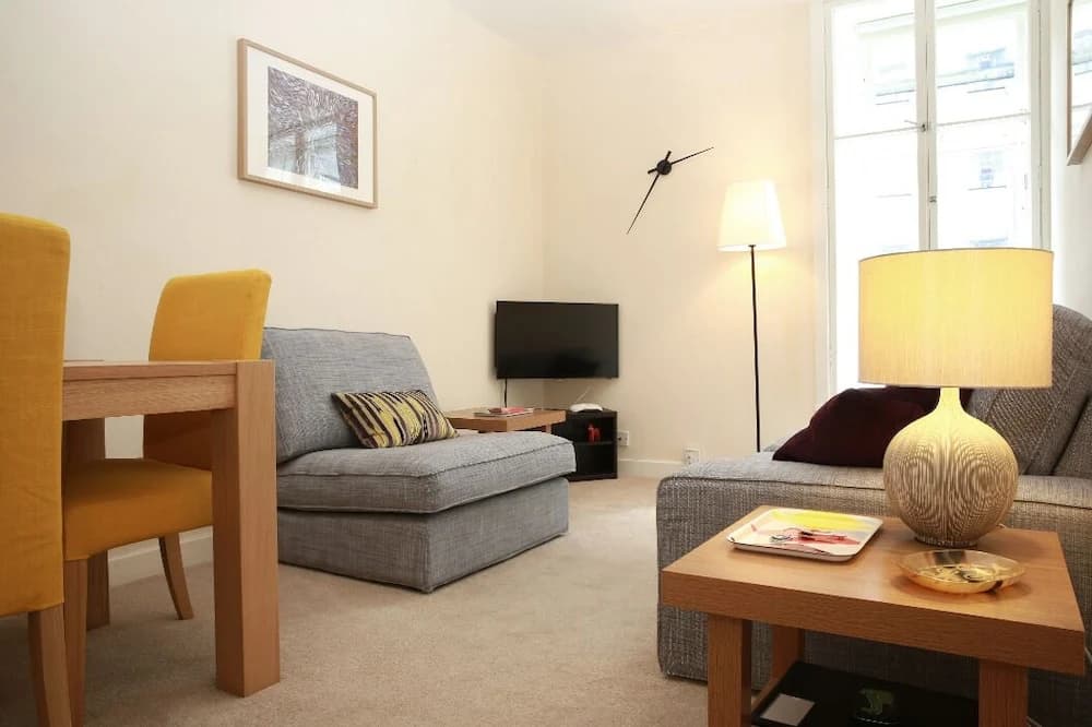 1 bed flat off Royal Mile - photo 4